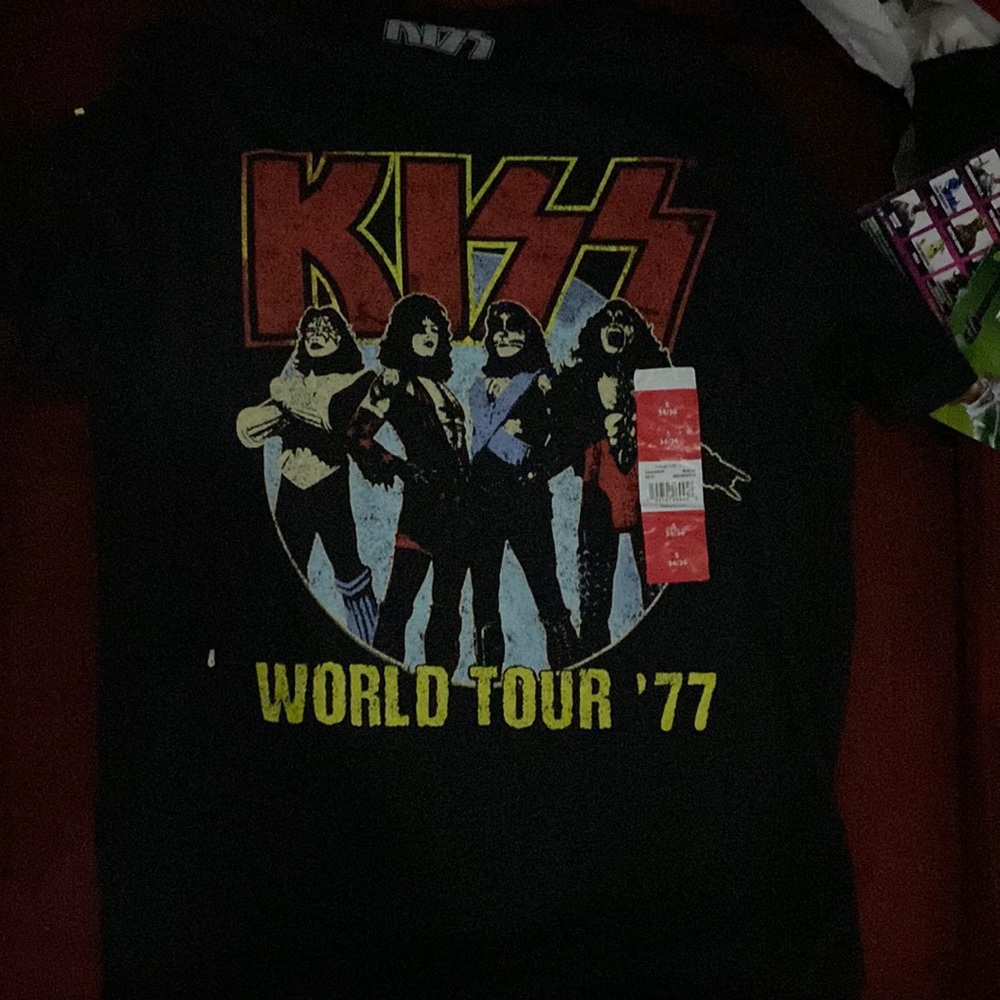 kiss world tour 77 shirt size small